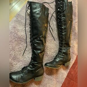 Black Leather Knee-High Lace-Up Boots